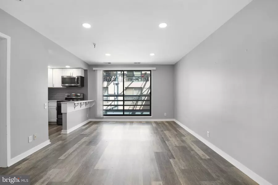 3 CHRISTOPHER COLUMBUS BLVD #MD306, Philadelphia, PA 19106