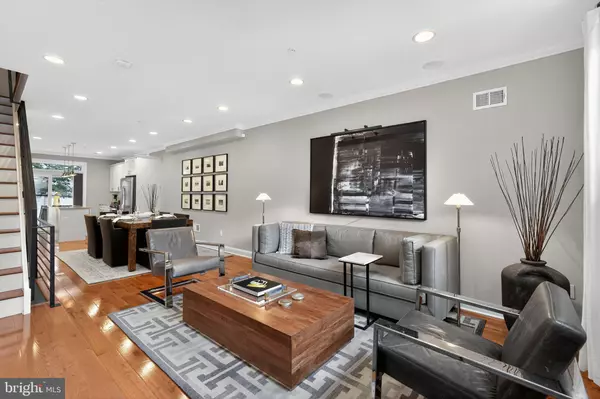 Philadelphia, PA 19146,2021 DICKINSON ST