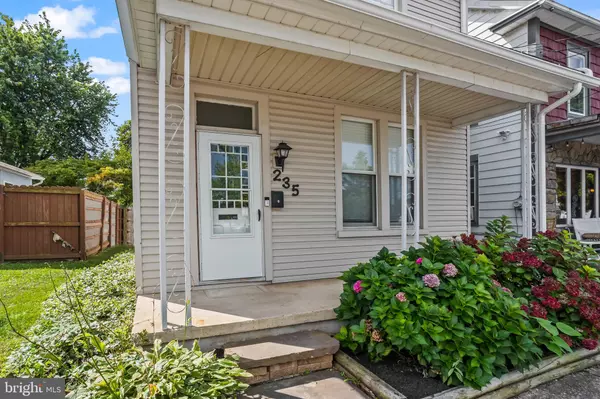 Hummelstown, PA 17036,235 W 2ND ST