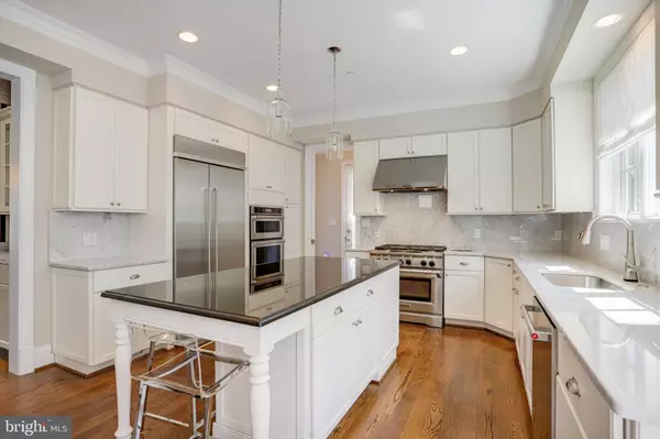 Bethesda, MD 20814,4548 WINDSOR LN