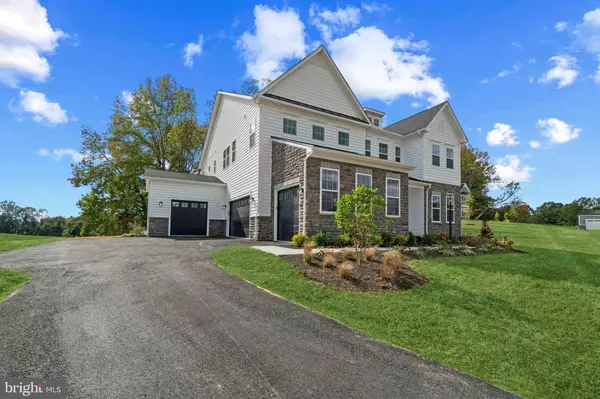 Upper Marlboro, MD 20774,16503 ROLLING KNOLLS LN