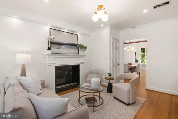 Washington, DC 20007,1955 39TH ST NW