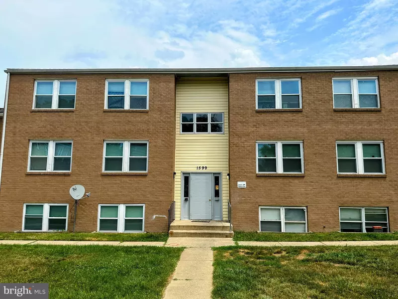 1599 N EAST ST #14, Frederick, MD 21701