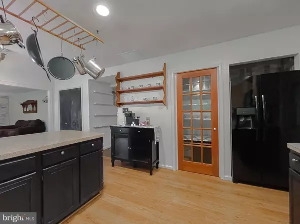 La Plata, MD 20646,10665 HORSESHOE CT