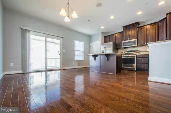 Elkridge, MD 21075,7137 SUSANS PASS