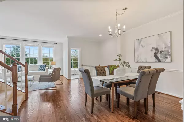 Aldie, VA 20105,41925 POSSUMHAW TER