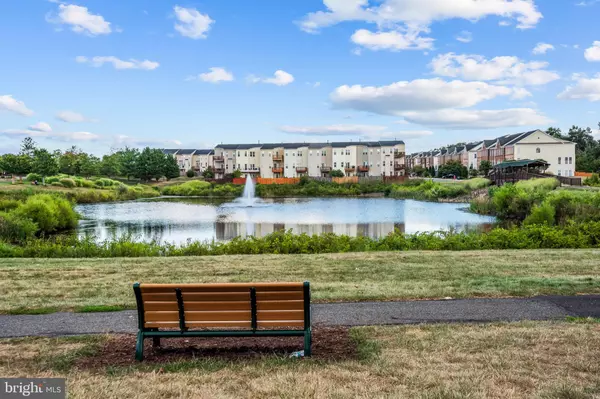 Aldie, VA 20105,41925 POSSUMHAW TER