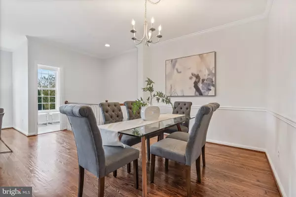 Aldie, VA 20105,41925 POSSUMHAW TER