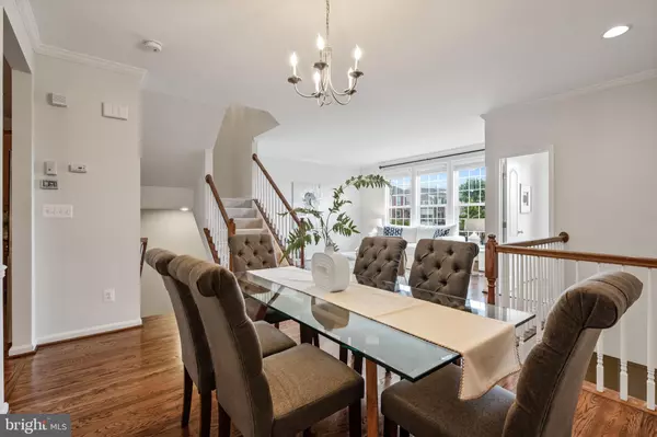 Aldie, VA 20105,41925 POSSUMHAW TER