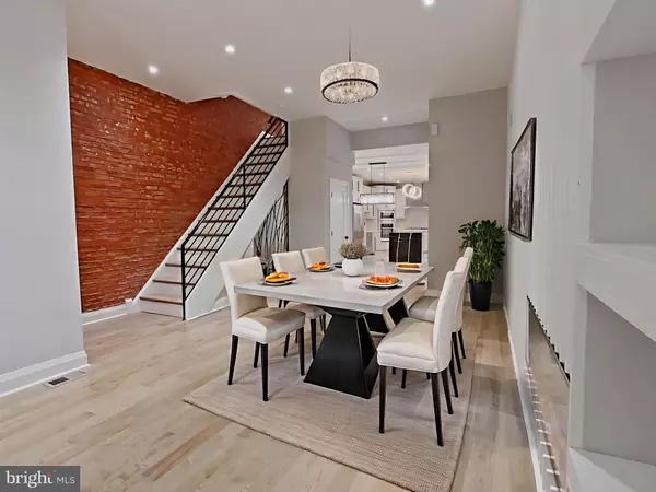 Philadelphia, PA 19146,1809 CHRISTIAN ST