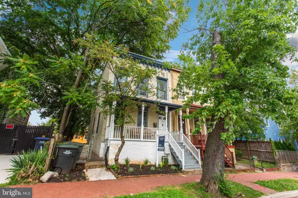 Washington, DC 20020,2217 14TH ST SE