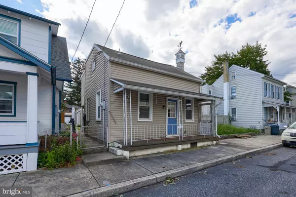 Manheim, PA 17545,218 MAGNOLIA ST