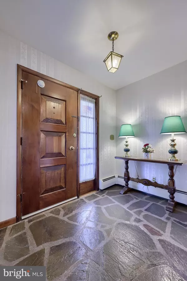 Hershey, PA 17033,310 CEDAR AVE