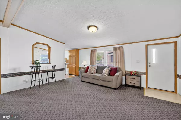 Mantua, NJ 08051,22A MARATHON DR