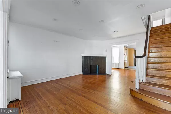 Philadelphia, PA 19126,6528 N 16TH ST