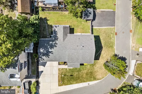 Keyport, NJ 07735,78 WAYSIDE DR