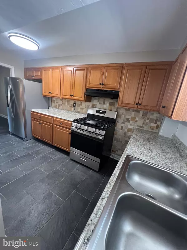 Wilmington, DE 19809,12 POLK DR