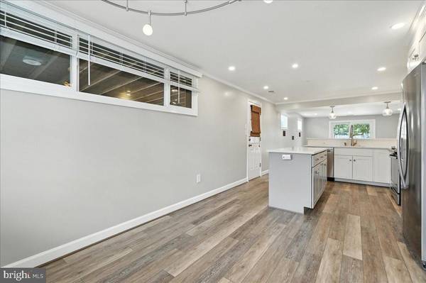 Glen Burnie, MD 21061,108 SAINT JAMES DR