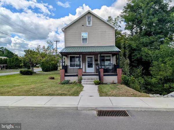 106 ARDEN ST, Claysburg, PA 16625