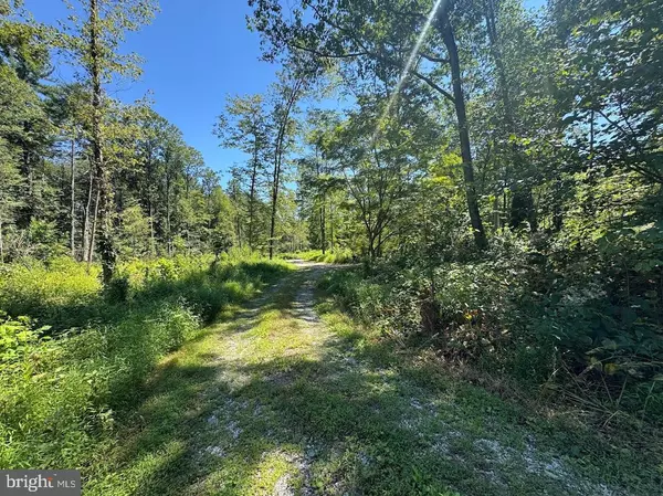 Orrtanna, PA 17353,379 ORCHARD RD