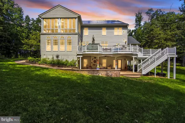 Bowie, MD 20715,9012 RACE TRACK RD