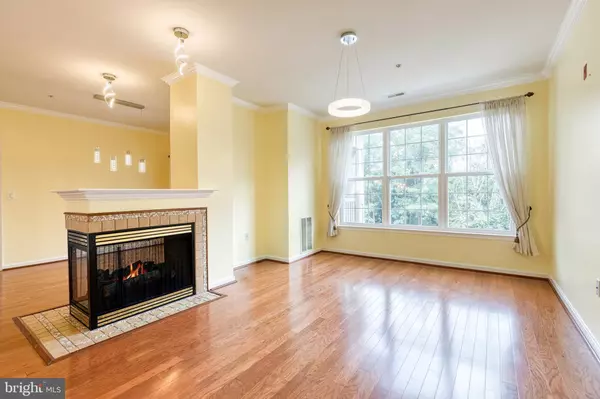 400 SYMPHONY CIR #406, Hunt Valley, MD 21030