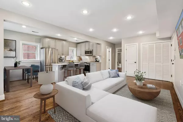 1239 SIMMS PL NE #1,  Washington,  DC 20002