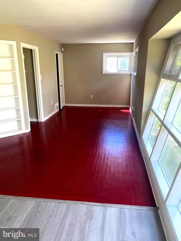 Hyattsville, MD 20784,5115 72ND AVE
