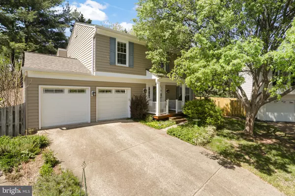 1602 BLACKSMITH LN, Herndon, VA 20170