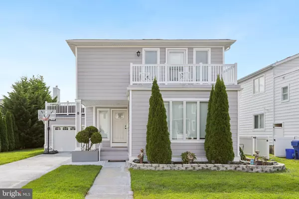 Margate City, NJ 08402,8 SEASIDE CT