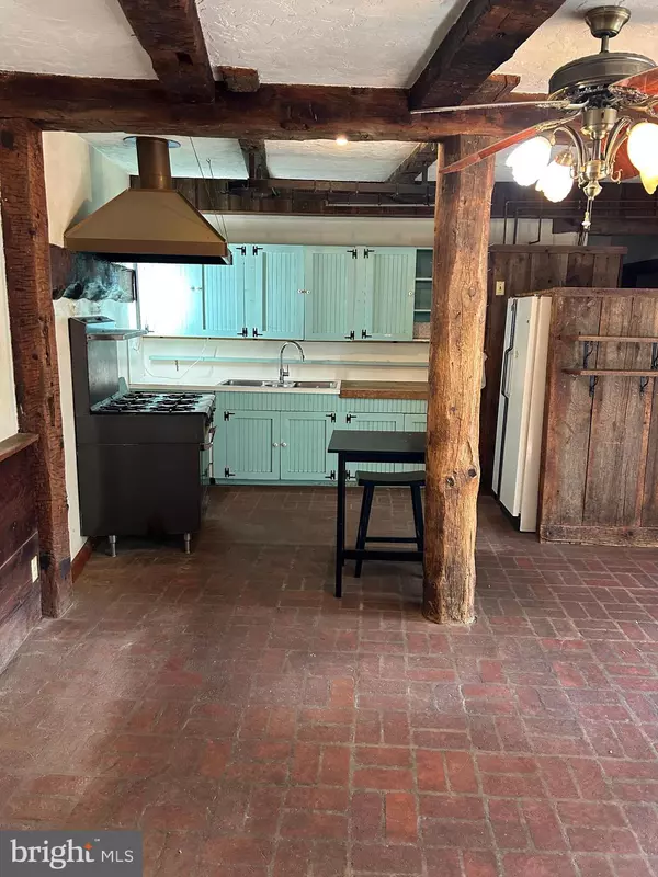 State College, PA 16801,108 GRANDVIEW RD