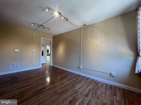 Salisbury, MD 21801,118 N DIVISION ST