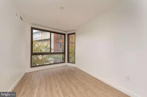 Washington, DC 20009,1630 COLUMBIA RD NW #307