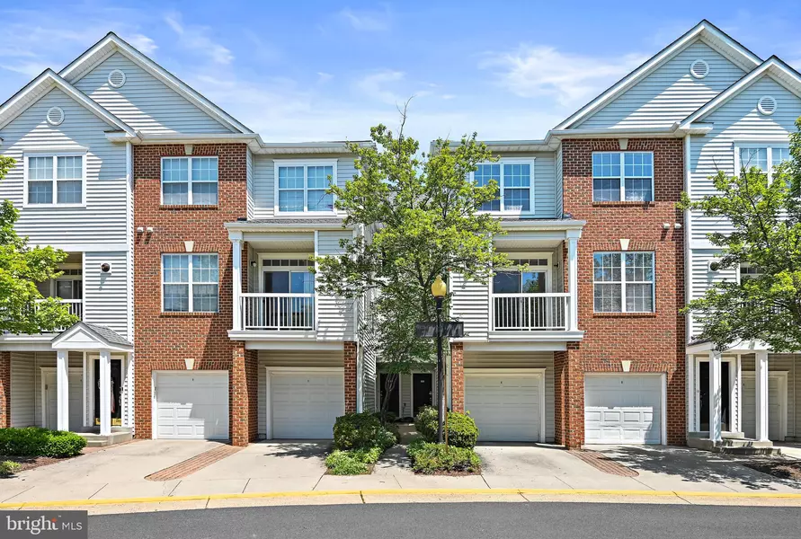 13116 MARCEY CREEK RD #13116, Herndon, VA 20171