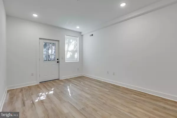 Philadelphia, PA 19122,2123 N FRANKLIN ST #1