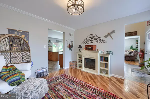 East Earl, PA 17519,1307 CEDAR AVE