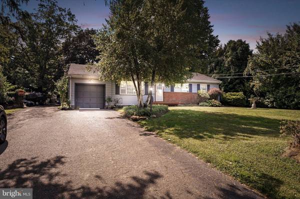 Crosswicks, NJ 08515,75 BORDENTOWN CROSSWICKS RD