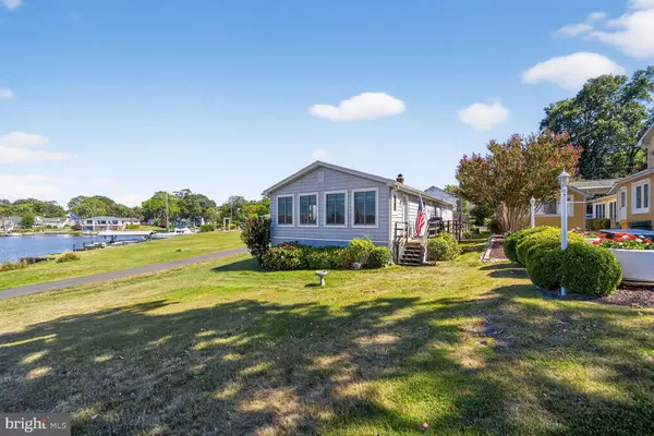 Edgewater, MD 21037,1663 CLIFF DR