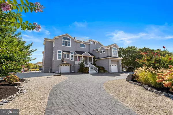 Beach Haven, NJ 08008,516 LEEWARD AVE