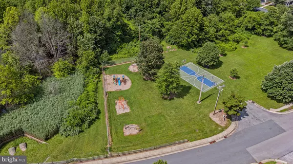 Newark, DE 19713,3000-UNIT FOUNTAINVIEW CIR #3311