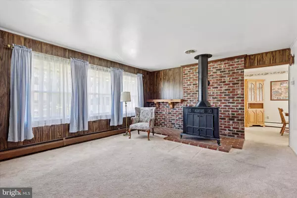 Levittown, PA 19057,31 QUICKSET RD