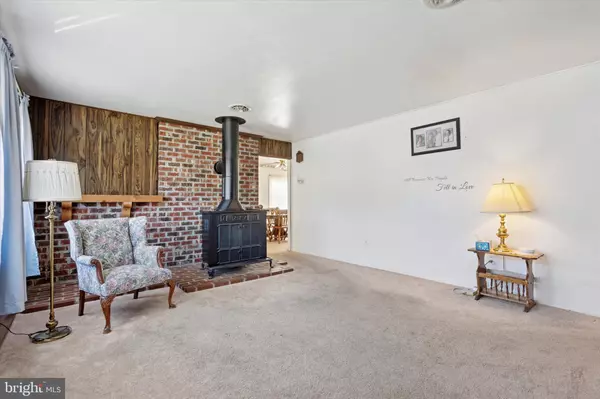 Levittown, PA 19057,31 QUICKSET RD