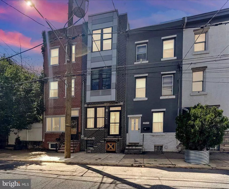 Philadelphia, PA 19125,2426 E FIRTH ST
