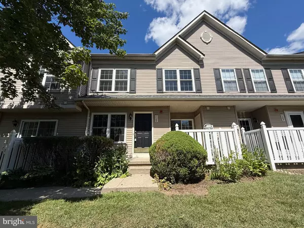 1106 CHERRY WOOD CT #1106, Phoenixville, PA 19460