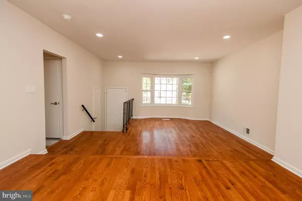 Clinton, MD 20735,11524 COSCA PARK PL
