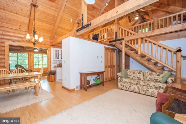 Mc Henry, MD 21541,34 SHINGLE CAMP TER