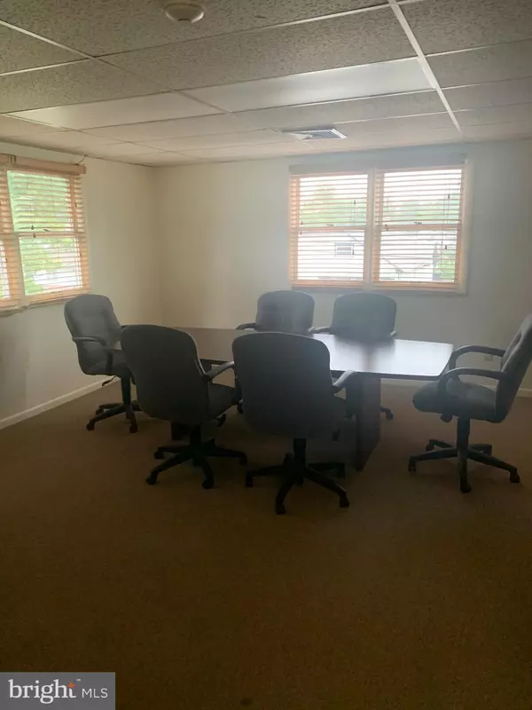 Audubon, NJ 08106,220 S WHITE HORSE PIKE #3