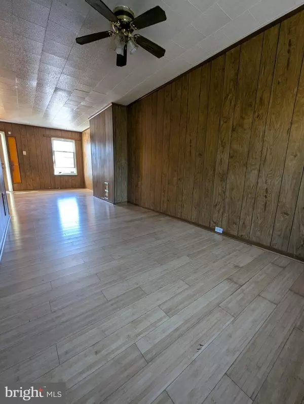 Philadelphia, PA 19142,2650 S 68TH