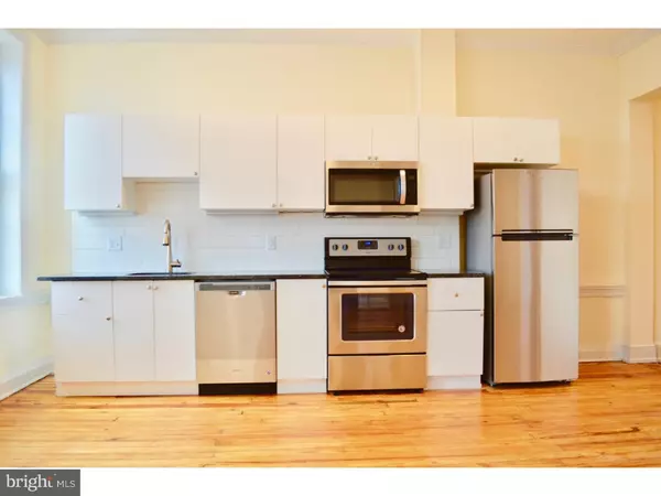 Philadelphia, PA 19147,510 S FRONT ST #2F