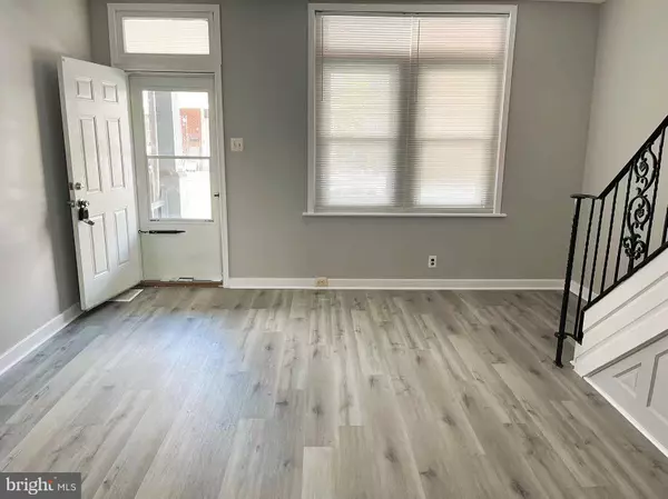 Philadelphia, PA 19135,6625 VANDIKE ST